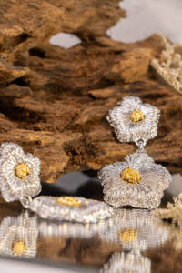 ต่างหูห่วงลายดอกพุดข้ามพรมแดน ดีไซน์ทันสมัย ทำจากโลหะผสมทองแดง ดีไซน์ดอกไม้เดี่ยวและคู่ สไตล์โบฮีเมียน ชุบเงิน - Product Image 3