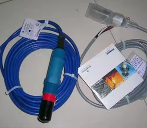 3900-02-10 เซ็นเซอร์วัดค่า PH ORP แบบรวมสำหรับอุตสาหกรรม โพรบออนไลน์ Rosemounte 1056-01-22-38-HT 3900VP-02-10 24281- - Product Image 1