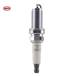 Bougie d'allumage de voiture à haute efficacité LFR7A 92038 pour Yamaha - Product Image 5