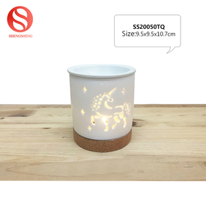 <span class=keywords><strong>Europe</strong></span> du <span class=keywords><strong>nord</strong></span> moderne en bois rond blanc licorne en céramique parfum brûleur à huile aromatique - Product Image 4