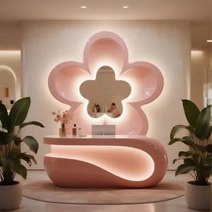 Comptoir de réception moderne pour salon de beauté avec design en bois personnalisable, finition brillante, couleur personnalisée pour usage commercial - Product Image 4