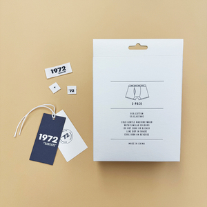 Tùy chỉnh Hộp đồ lót trắng c2s giấy nghệ thuật treo móc thiết kế sinh thái thân thiện có thể gập lại bao bì hộp cho đồ lót với cửa sổ - Product Image 5