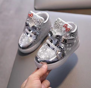 RTS Girls' LED <b>Shoes</b> Spring New Girls' <b>Soft</b>-soled Sneaker-sided Casual Children's Lights <b>Shoes</b> - Product Image 2