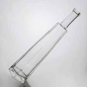 Alta calidad 750ml 700ml Super Flint Cork Top Glass Bottle para Whisky Gin <span class=keywords><strong>Vodka</strong></span> Spirits Proveedor de muestras gratuitas personalizadas - Product Image 2