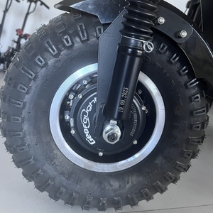 Scooter Eléctrico M5 de 10000W y 72V, Motocicleta con Llantas Gruesas de 14 Pulgadas, Motor Dual, Todoterreno, para Adultos, con Pedales Plegables y Pantalla Digital - Product Image 6