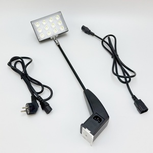 Projecteur <span class=keywords><strong>LED</strong></span> à bras long 12W avec raccordement en série, haute luminosité pour présentoirs en tissu <span class=keywords><strong>tendu</strong></span> et stands d'exposition pliables, AC85-265V - Product Image 1