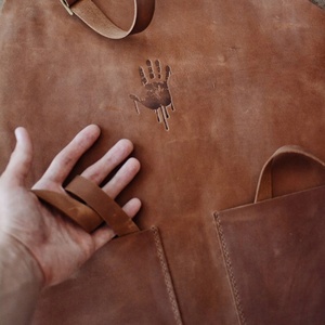 Delantal de Cuero Auténtico Personalizado para Carnicero, Delantal de Cuero para Trabajos Artesanales - Product Image 3