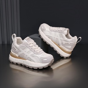 Chaussures pour femmes en vente chaude, respirantes, style coréen, semelle épaisse, légères, augmentant la taille, baskets décontractées - Product Image 2
