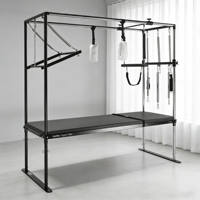 Table de Pilates Cadillac en métal SVD-C07 Studio Black, durable, pour l'entraînement et les exercices.