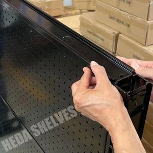 رفوف جندول سوداء لمتاجر التجزئة على طراز Lozier، رفوف المتاجر الصغيرة، تصنيع المعدات الأصلية/تصنيع التصميم الأصلي، رفوف جندول Madix - Product Image 5