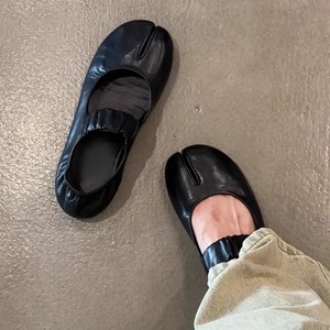 Women's Retro-Style Mary Jane Flats: Personalized Minimalist Toe-<b>Ring</b> Open-Back Slip-Ons Daily Wear with Dresses - Product Image 1