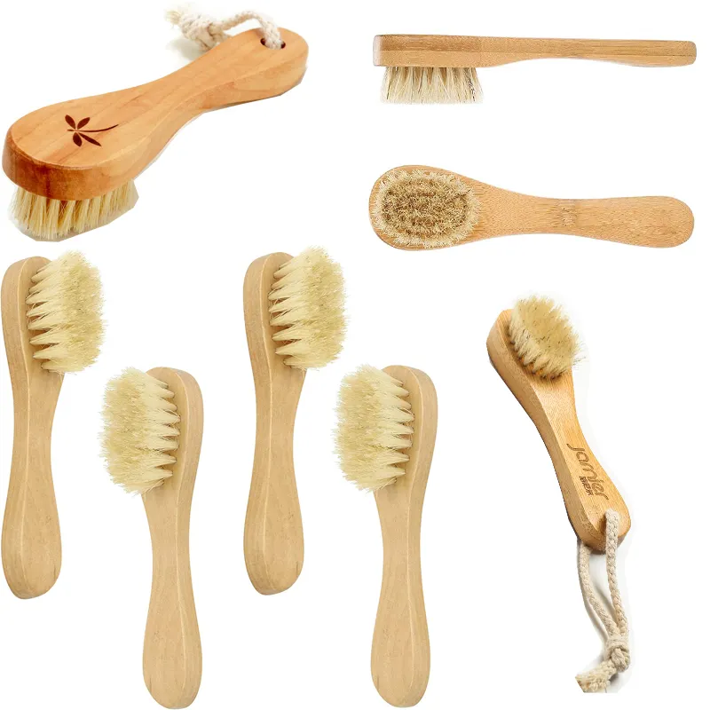 Skin Brush, Wooden Face Brush, Portable Exfoliating Face Brush Manual Scrubber Brush Deep Pore Cleaning for Men for Women