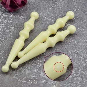 Masseur de pieds en résine naturelle Stick Back Acupuncture Pen Chinese Medicine Guasha Beauty Massager Tool - Product Image 3