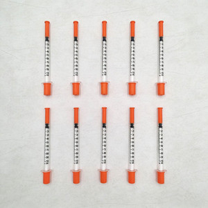 Jeringa Veterinaria Estéril de Insulina de 1 ml, 31G 8 mm, Punta de Seguridad de Pared Ultrafina, Marca Afalite, para Uso en Ganado con Flujo Alto y Suave - Product Image 3