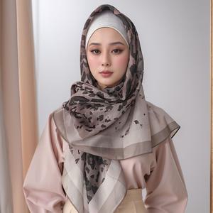 Hijab cuadrado de seda con estampado de gasa de 110x110cm para mujer musulmana, hiyab cuadrado de algodón de moda Indonesia malaya de encaje clásico - Product Image 6