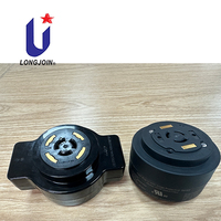 Prise NEMA 7 broches JL-250F IP54 avec trou de mise à la terre central pour la prévention des fuites