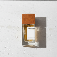 Fabricación de Botellas de Perfume Vacías de Vidrio Transparente de Lujo, Personalizadas, Ecológicas, Cuadradas, Fáciles de Rellenar, de 30 ml, 50 ml y 100 ml, con Tapa de Madera