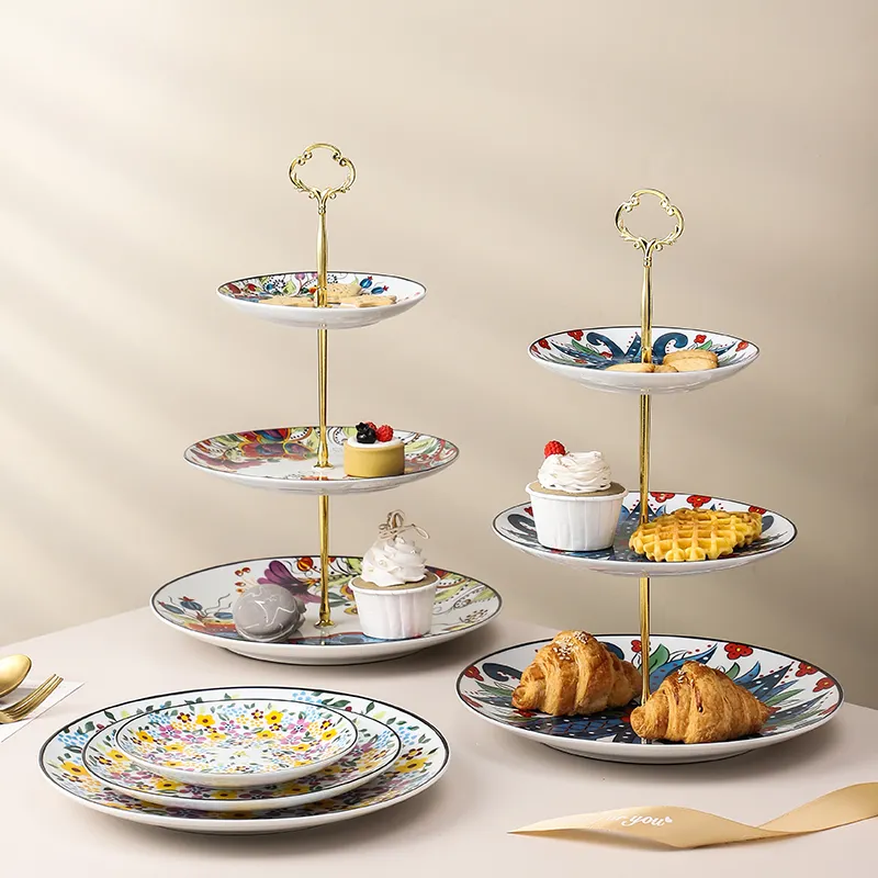 الحديثة متعددة الألوان زهرة منقوشة لوحة سيراميك 3 الطبقة كعكة حامل كعكات أدوات أطباق بورسلين ل الزفاف