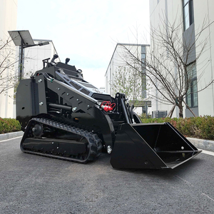 Livraison Gratuite INFRONT Mini-chargeuse compacte hydraulique multifonction 1 tonne (1000 kg) avec moteur et godet étroit de 820 mm YFE-1000PRO pour VTT - Product Image 5