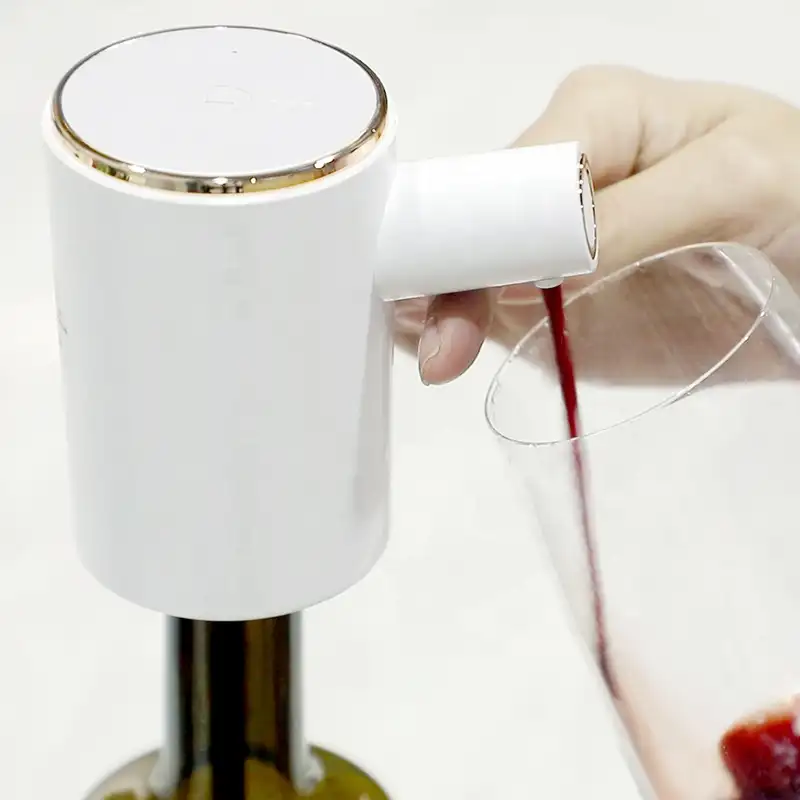 Portable Food-grade Electric Touchless Automatic Spray Soju Spirit Liquor Wine Drink Dispenser