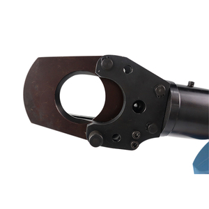 Coupe-câble hydraulique à batterie ECT-55 12T 700 bar, diamètre max. 55 mm pour câbles Cu/Al/ACSR, barre d'acier diamètre max. 22 mm, rotation à 360°, écran OLED - Product Image 6