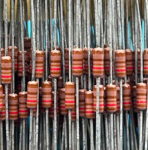 ตัวต้านทานฟิล์มโลหะความแม่นยำสูงแบบอเมริกัน1/4W 0.25W 1.21K 1% แทนที่1.2K - Product Image 5