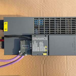 Convertidor de Frecuencia SINAMICS G120C Equipado con Filtro 6SL3210 1KE22 6UP1/6SL3210 1KE23 2UP1/6SL3210 1KE23 8UP1 en Stock - Product Image 1