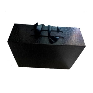 Custom Logo Holding Magnetic Black Crocodile Grain Packing Clothes Wig shoe Gift Box
