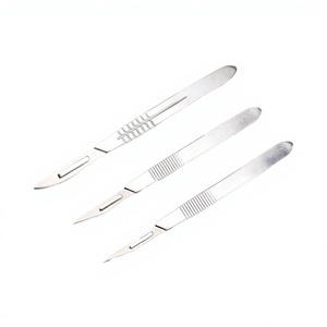 Ensemble de lames de scalpel chirurgical en acier inoxydable, 3 pièces, manuel, certifié CE, kit chirurgical de classe I, tailles 10-11-12, garantie 1 an - Product Image 1