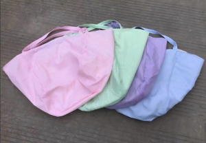 Sac de voyage bohème personnalisé en seersucker, coloré, avec broderie monogramme géante, pour la plage - Product Image 6