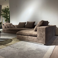 Ensemble de canapés modulaires carrés de luxe pour salon de villa italienne moderne, idéal pour la maison, l'hôtel, la salle de sport, le sous-sol