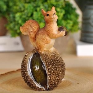 Ornements <span class=keywords><strong>de</strong></span> décoration d'<span class=keywords><strong>animaux</strong></span> <span class=keywords><strong>de</strong></span> jardin en résine 3D personnalisés modernes écureuil mignon scandinave - Product Image 6