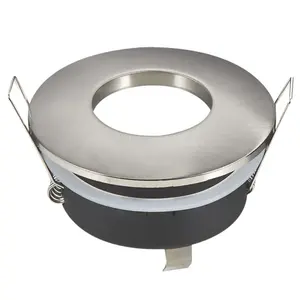 Portalampada unidirezionale nichelato, ideale per lampadine standard, fornisce luce focalizzata, perfetto per ambienti - Product Image 1