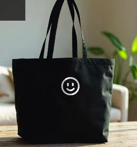 Sac fourre-tout en toile personnalisé Logo imprimé personnalisé Conception personnalisée avec poche et fermeture éclair - Product Image 1