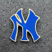 Gorras de Béisbol Estilo Deportivo Populares al por Mayor con Insignias Decoradas Novedad Pin Esmaltado de Equipo de Béisbol de Metal Decorado en Stock