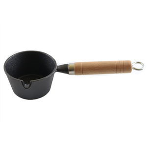 Mini-<span class=keywords><strong>casserole</strong></span> <span class=keywords><strong>en</strong></span> <span class=keywords><strong>fonte</strong></span> pré-assaisonnée avec poignée <span class=keywords><strong>en</strong></span> bois et bec verseur pour faire fondre et verser – Poêle à frire - Product Image 1