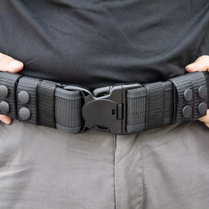 Ceinture tactique en nylon robuste sur mesure en gros, confortable pour une utilisation en extérieur avec 4 boucles et logo personnalisé - Product Image 5