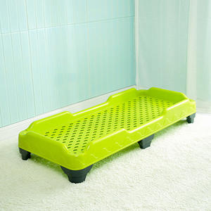 Cuna Plegable Portátil de Plástico de Diseño Moderno para Niños de 3 a 8 Años - Uso en Dormitorio, Sala de Estar, Hospital, Parque - Product Image 4