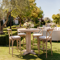 Table de bar ronde sur piétement en bois massif contemporain, idéale pour les hôtels et restaurants commerciaux, durable