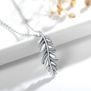 925 sterling silver delle donne cz di angelo di figura della piuma del pendente della collana - Product Image 3