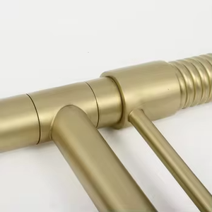 Robinet de cuisine contemporain Pont supérieur Nouveau style Design coulissant Or brossé/Nickel Caractéristiques <span class=keywords><strong>Distributeur</strong></span> de savon à <span class=keywords><strong>eau</strong></span> chaude et <span class=keywords><strong>froide</strong></span> - Product Image 3