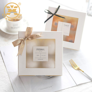 Embalaje de recuerdo de boda, caja de embalaje cuadrada de plástico mate para ventana de pastelería, cartón blanco con insertos - Product Image 1