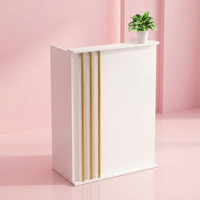 Comptoir de réception moderne en bois avec panneau frontal – Mobilier commercial durable pour bureau, hôtel, hall