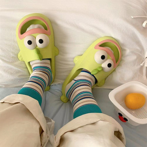 Nuevas Pantuflas de Mujer con Diseño de Pez Payaso, para Primavera/Verano, Antideslizantes, Resistentes al Olor, con Suela Suave de EVA, Estilo Moderno para el Hogar - Product Image 5