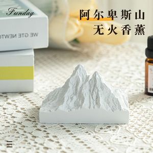 Difusor de Aroma Alpine, Piedra Decorativa con Diseño de Montaña Nevada, sin Llama, para Hogar y Auto, Duración de 90-120 Días - Product Image 1