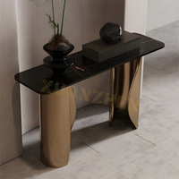 Meubles de salon Table d'entrée en marbre noir italien Table d'entrée de couloir antique d'hôtel Tables console modernes en or de luxe