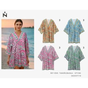 Camicia da spiaggia a maniche medie stile Mandala 88x54 cm con scollo a V per donna, copricostume, capospalla - Product Image 1