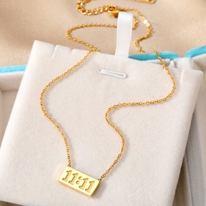 สร้อยคอจี้สแตนเลสสตีลชุบทอง 18K PVD แบบกันน้ำ ไม่ก่อให้เกิดอาการแพ้ ไม่หมองคล้ำ ผลิตตามสั่ง ขายส่ง รุ่น 1111 สำหรับผู้หญิง - Product Image 3