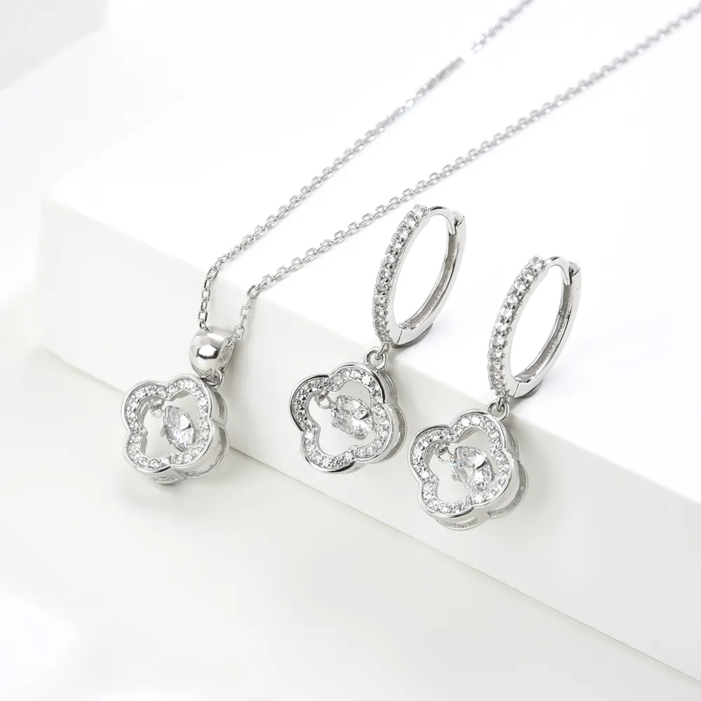 Grosir Cina 925 Set perhiasan perak semanggi kalung Shakeable 925 perak murni putih zirkon kubik Set perhiasan perak