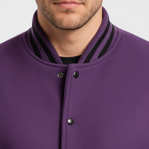 Chaqueta Universitaria Premium, Ropa Urbana, Mezcla de Lana, Diseño Personalizado, Estilo Deportivo Moderno, Mangas a Rayas - Product Image 1